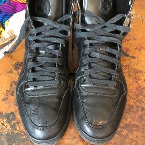 Barely Worn Mens Gucci Hi Top Sneakers